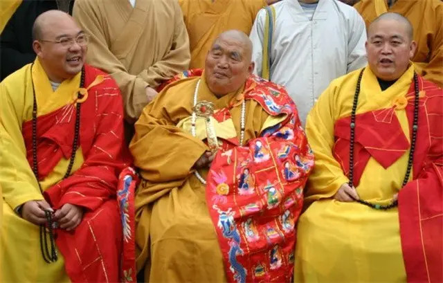 12岁出家为僧63岁担任少林寺住持武功盖世被称少林拳王