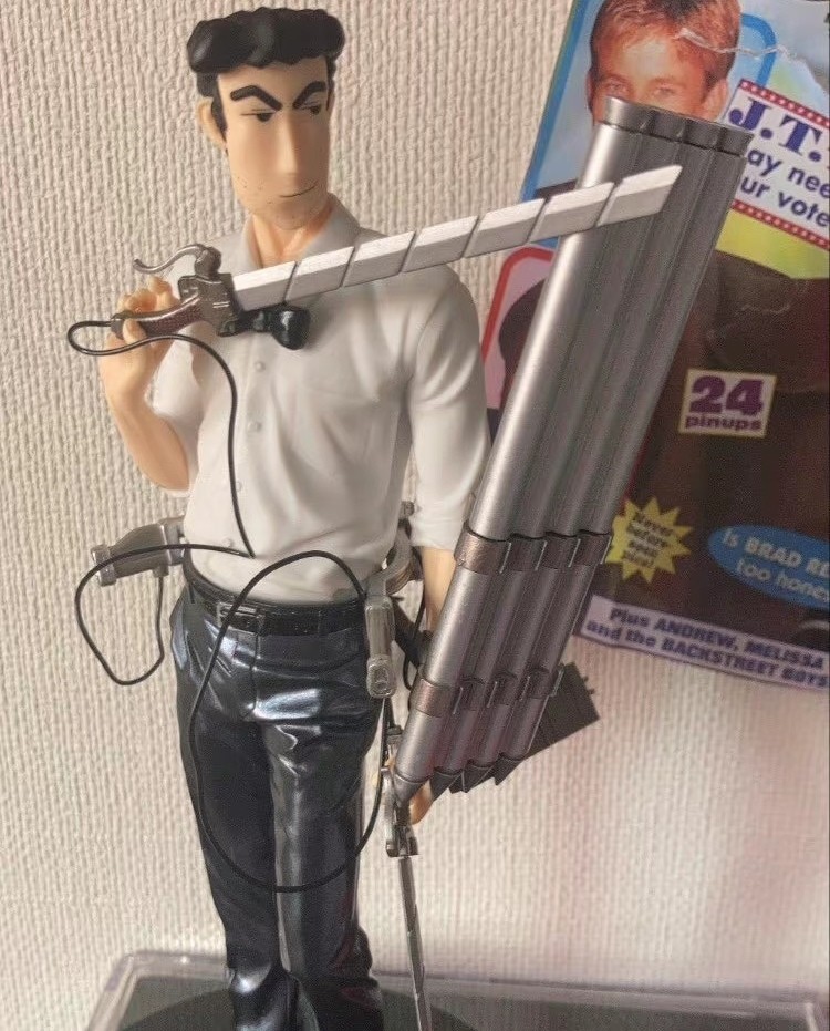 野原广志配上立体机动装置,立马变帅了,网友:他的脚臭更厉害_腾讯新闻