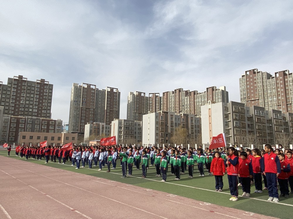 好习惯伴成长库尔勒市梨香小学第四届队列比赛精彩纷呈