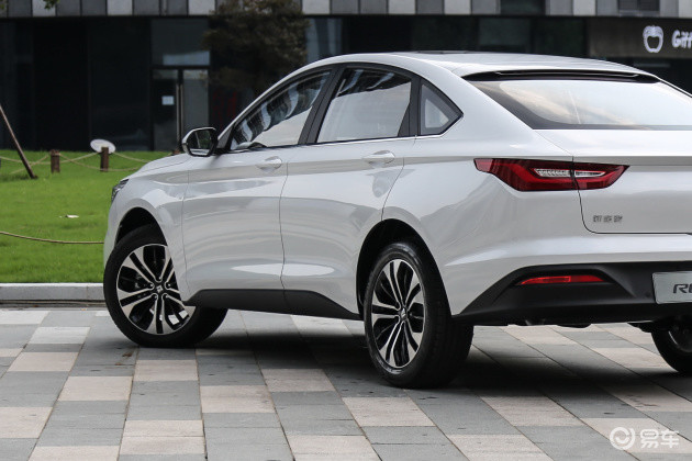 小鲨帮选车848万买上汽通用五菱宝骏rc6家用车诉求的典范