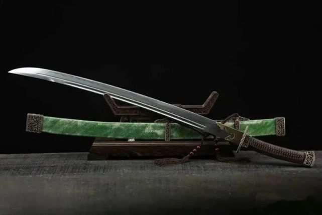 雁翎刀和牛尾刀对比哪个更具实用性