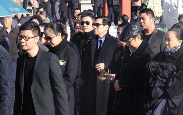 曾怒扇向华强耳光离京却离奇身亡白小航的死因是什么