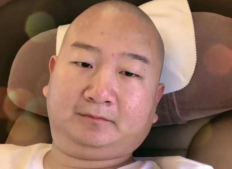 网红giao哥出场费赚30万,开豪车买别墅:网友:网红赚钱真简单_腾讯新闻