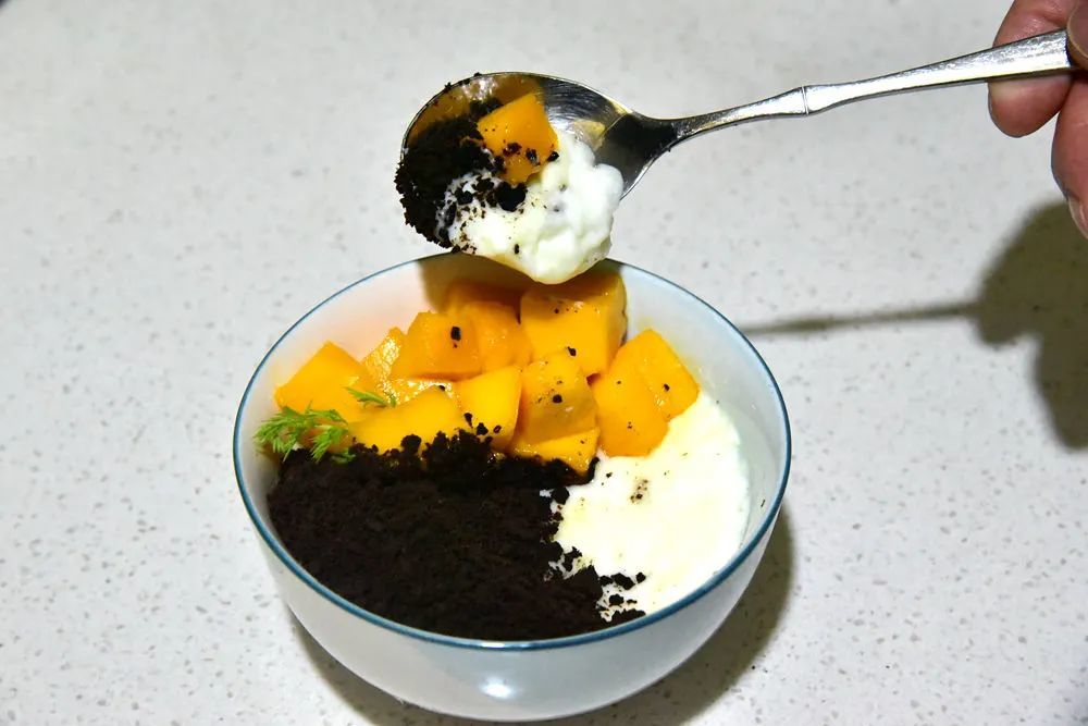 宅家美食厨房丨芒果奥利奥双皮奶_腾讯新闻