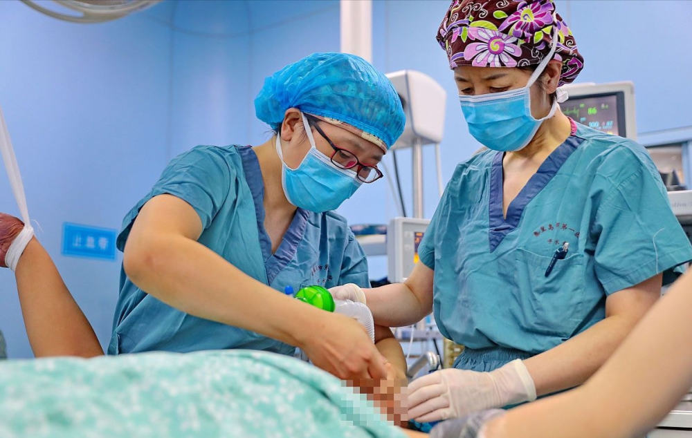 How to control the time of eating and drinking before surgery for