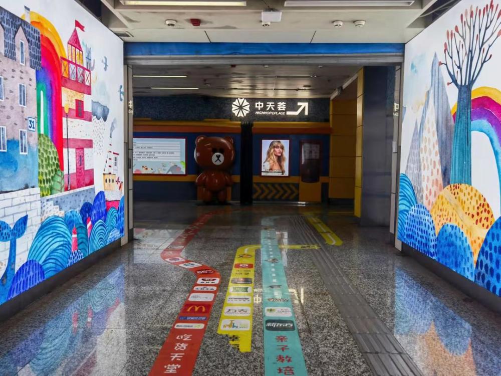 张府园地铁站涂鸦火了新晋网红坐标原来是这样来的