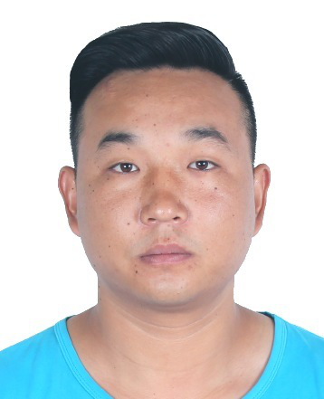 刘明伟,绰号:一米九,男,36岁,云南省昭通市彝良县奎香苗族彝族乡吉塘