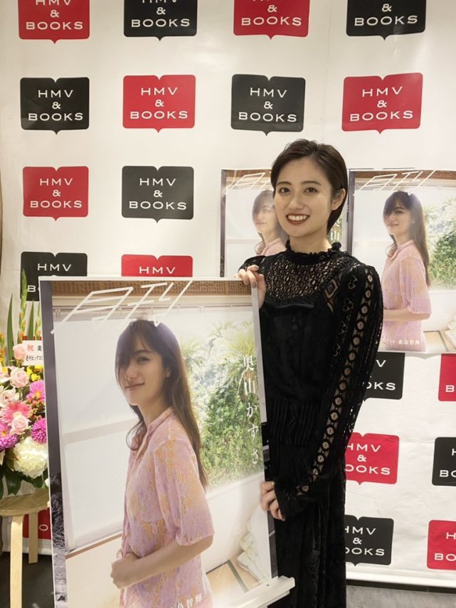 日本模特,女演员奥山かずさ奥山和纱漂亮小姐姐个人资料