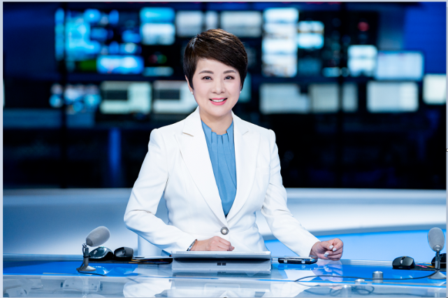 上海广播电视台首席新闻主播印海蓉,一个好习惯让她走向成功!
