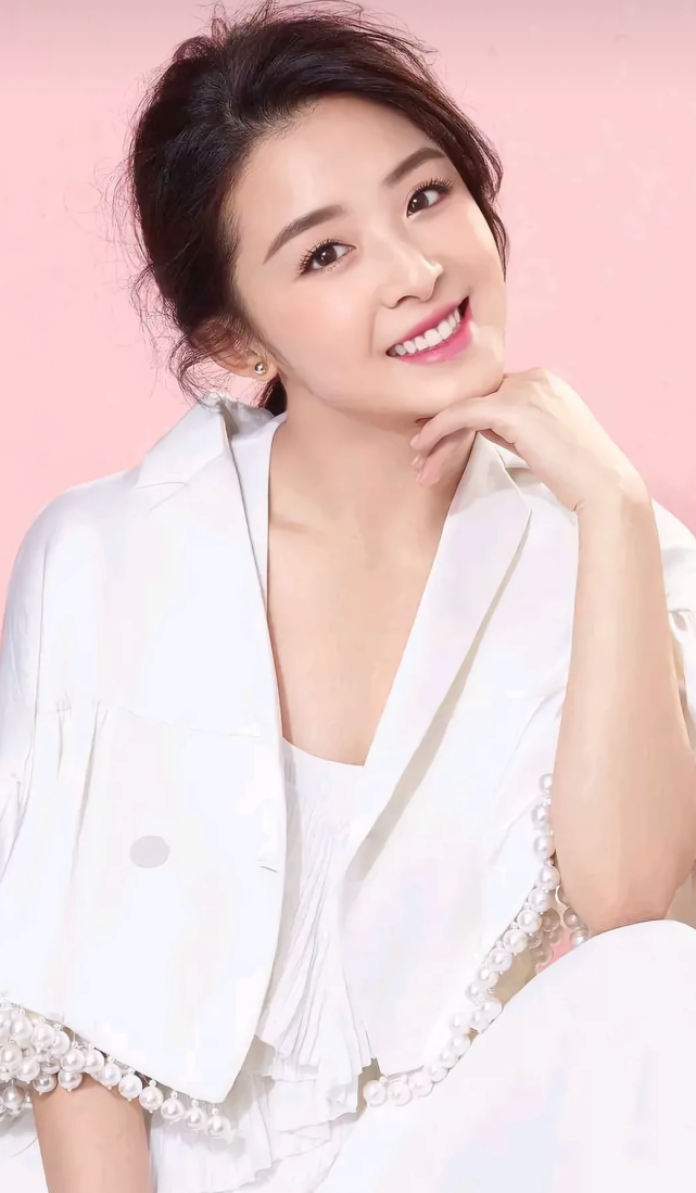 张含韵,美丽大方