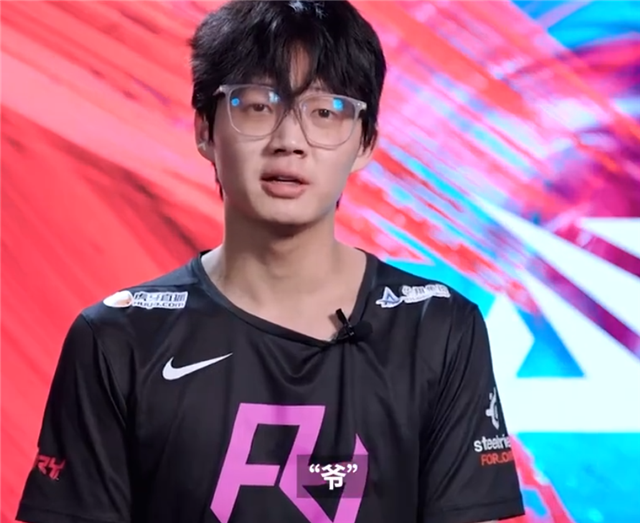 乐言印象最深的外号是爷互动又写错别字369自称还是tes粉