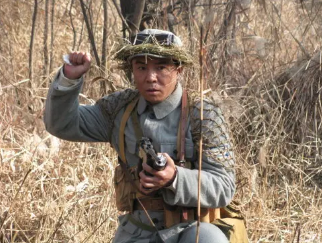 《人世间》被忽略的配角,他还是《雪豹》中的神偷刘三_腾讯新闻