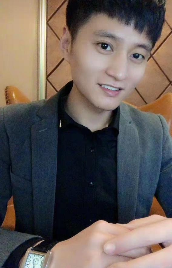 3600万粉丝网红二晨被曝自导自演售假道德绑架割粉丝韭菜