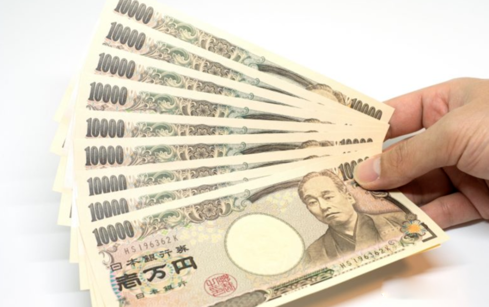 同样,日元兑换人民币也在贬值.