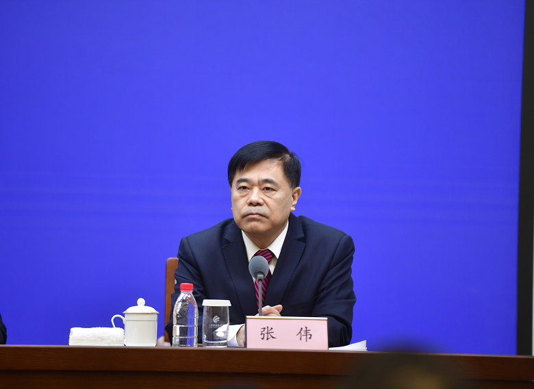 省流行病传染病防控和应急处置中医药专家张伟在回答记者提问时介绍