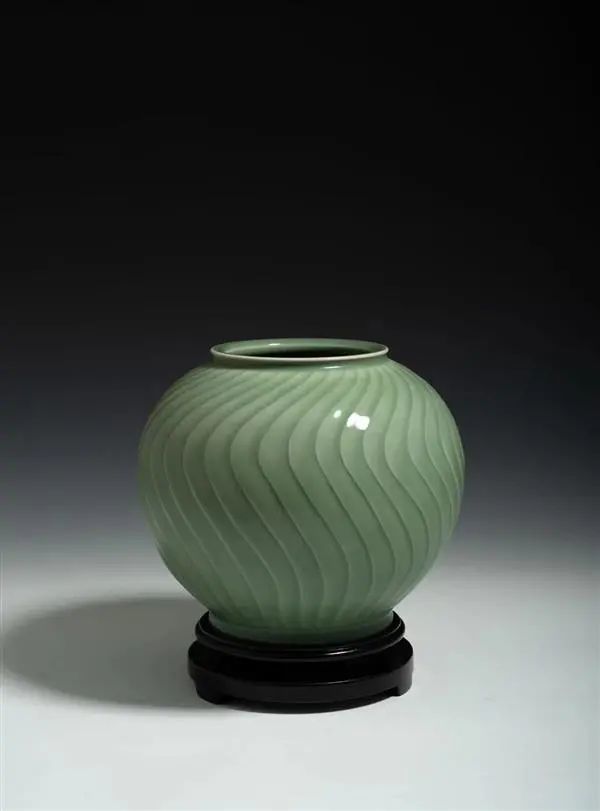 徐星作品欣赏"我自己有一句话,叫做欲想静其土,必先静其心,想要制瓷