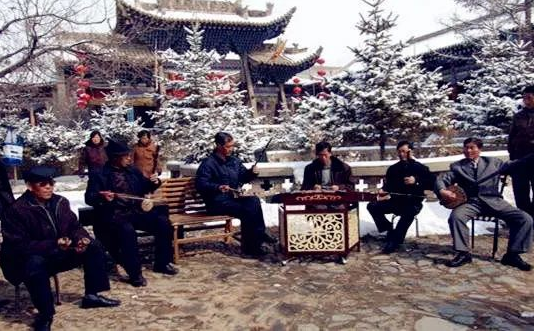 2008年6月7日,青海省西宁市申报的"青海越弦"经国务院批准列入第二批