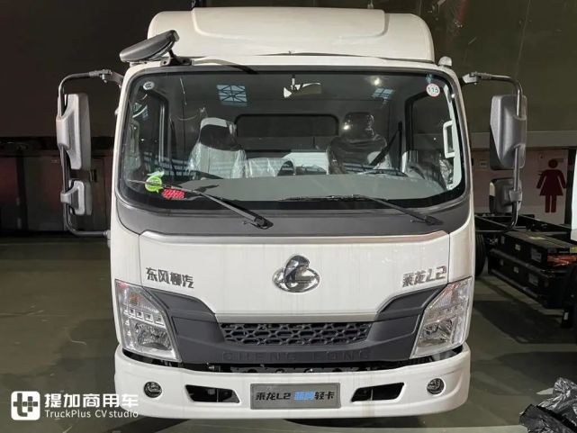 来自东风柳汽的轻卡车型乘龙l2这车配置如何实拍带您看看
