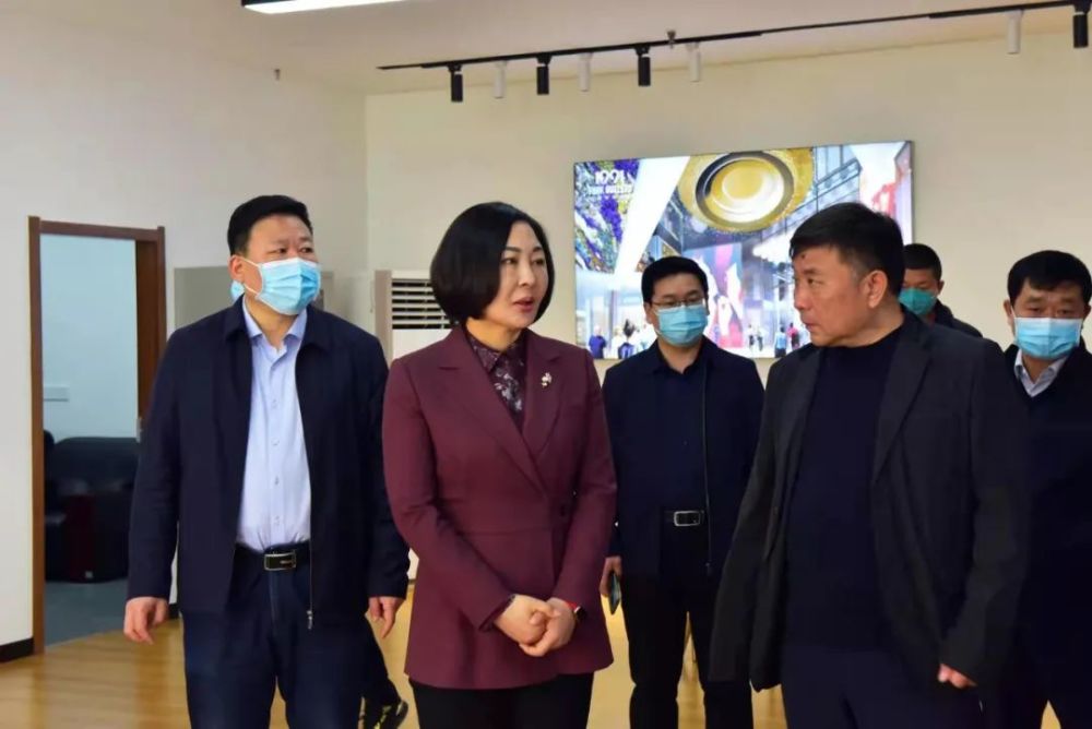 迎泽要闻李慧深入企业农村开展入企进村服务