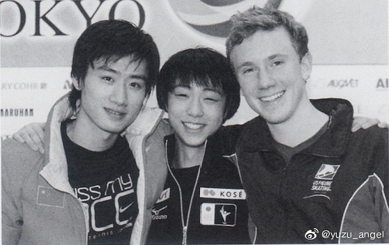 花滑选手宋楠晒照是羽生结弦抱着转圈圈的人少年的友情太珍贵