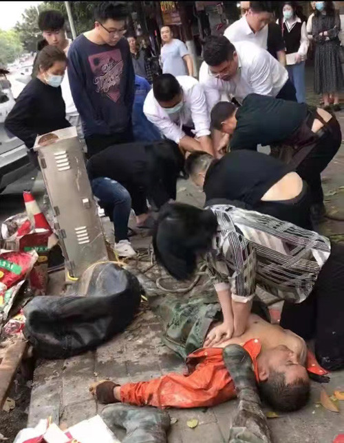 工人沼气中毒女医生跪地连救3人