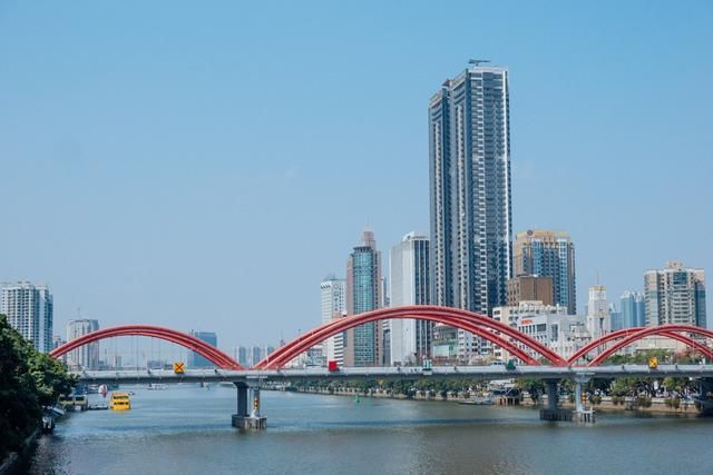 廣這座廣州最早的鐵橋,名氣很大,卻有很多人在此跳橋