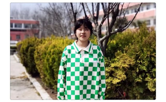 陈梦欣陈梦欣,2006年9月出生,现为涟水县河网中学2022届九(1)班学生