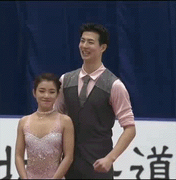 柳鑫宇意外亲了一口王诗玥玥玥反应太可爱网友这还不官宣