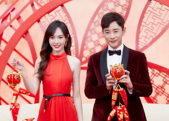 唐嫣夫妇罕见撒糖罗晋亲自开车接老婆回家两人感情甜蜜如热恋