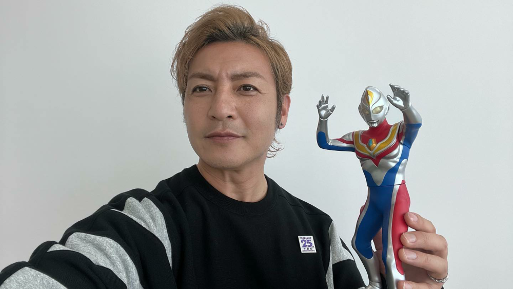 鹤野刚士自诩,我是唯一可以变身奥特曼的老师,未来会开设幼儿园_腾讯