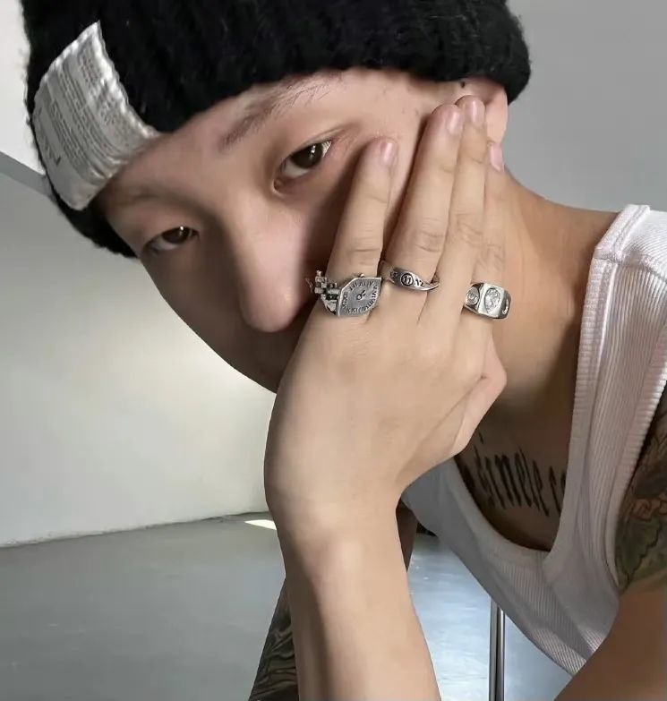 男头小众emo文案