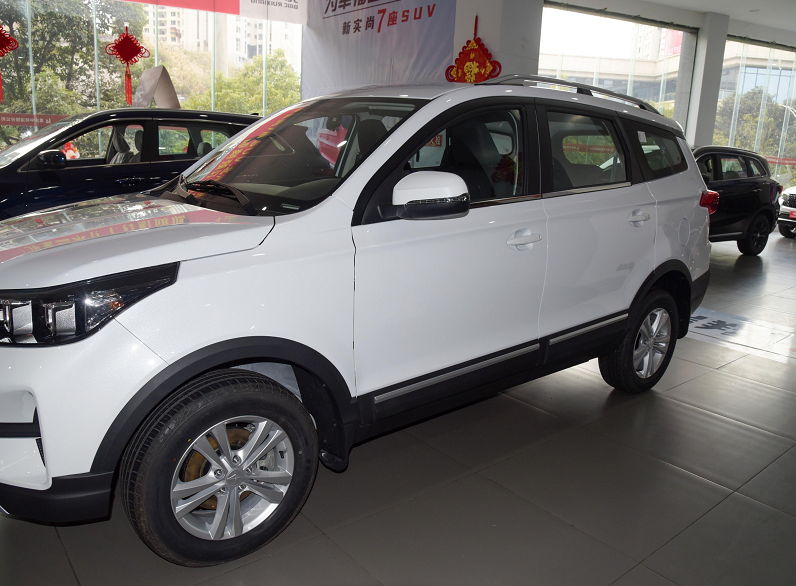 北汽瑞翔X3正式上市：5.58万元起售，定位紧凑型SUV，提供7座选择南京精锐教育一对一价格