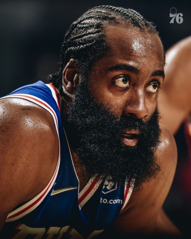 哈登全场遭嘘狂砍21分11助!末节9 4稳定军心 关键四罚杀死悬念