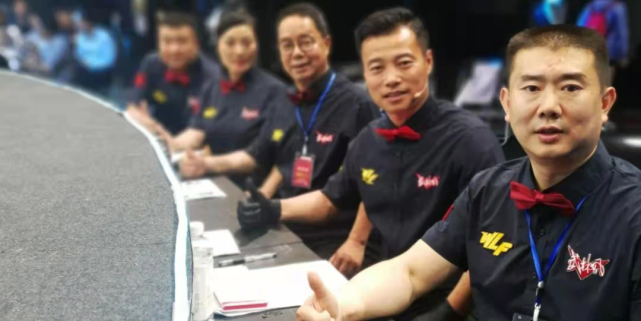经过系统学习,对综合格斗有了更深入了解,并获得武林风国际裁判证书