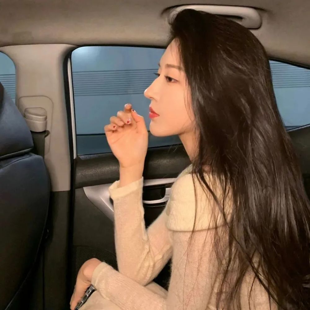 女生头像|风停在窗边,嘱咐你要热爱这个世界_腾讯新闻