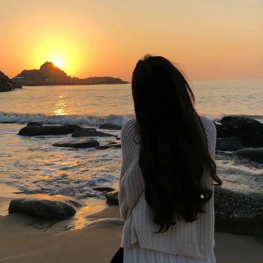 不露脸女生背影头像