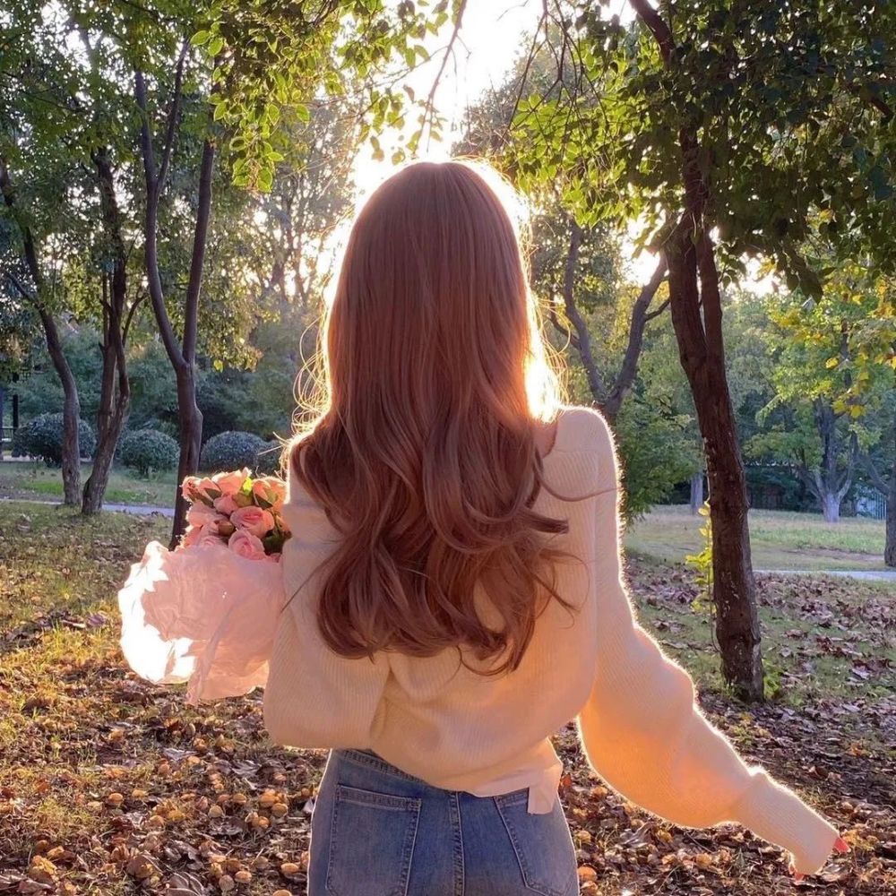 不露脸女生背影头像