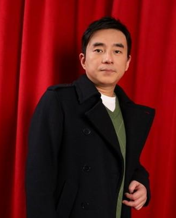 软饭王吕方跟郑裕玲同居16年像在坐牢57岁苦尽甘来无遗憾