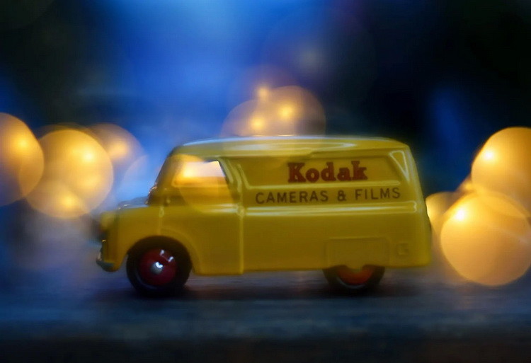 lensbaby发布新镜头50mmf25自带柔焦功能