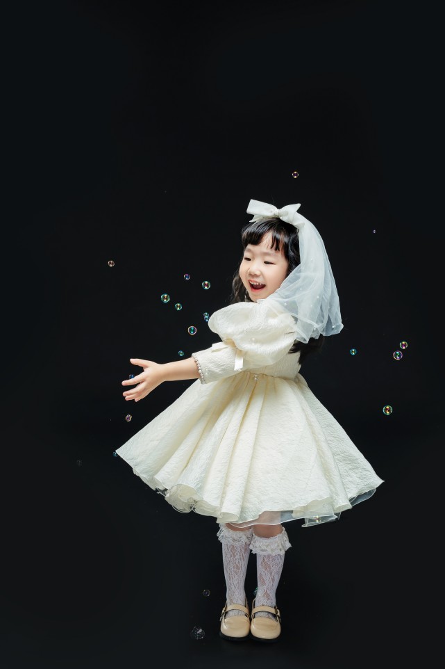 专访|第一童星品牌星推官 蒋琳玥:我会加油完成最好的表演!