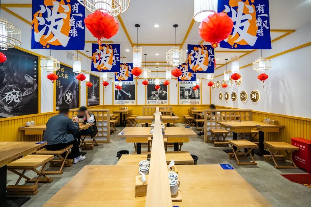明星李晨的店,在张家口银座开业啦!39.9元抢8碗油泼面!