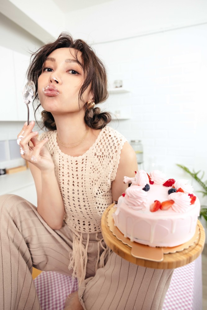 唱作歌姬林采欣推出新单曲findtheway希望用自己的经验鼓励更多人