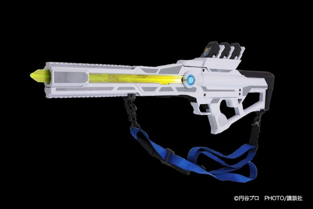 圣彰人成功开发并使用的新型武器长枪,本身非常适用于长距离攻击的