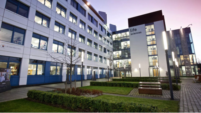 邓迪大学在生命科学,医学,材料科学工程,艺术与设计等领域有着不懈的