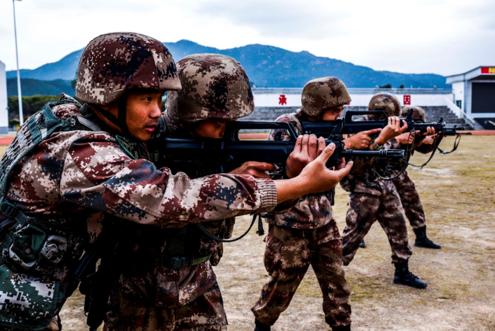 这位连续两年被陆军表彰的尖兵超硬核!