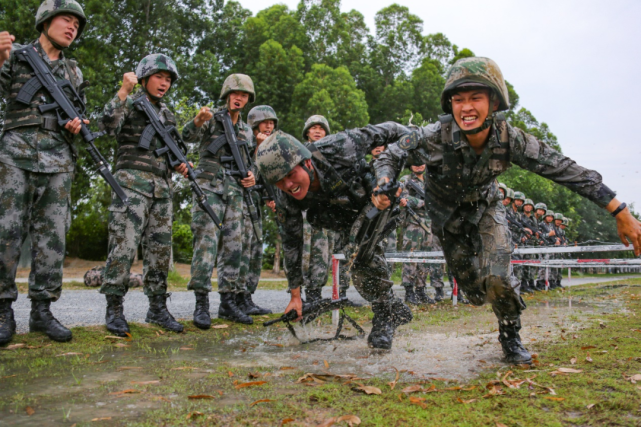 军旅生涯里的特殊符号属于兵哥哥的军功章