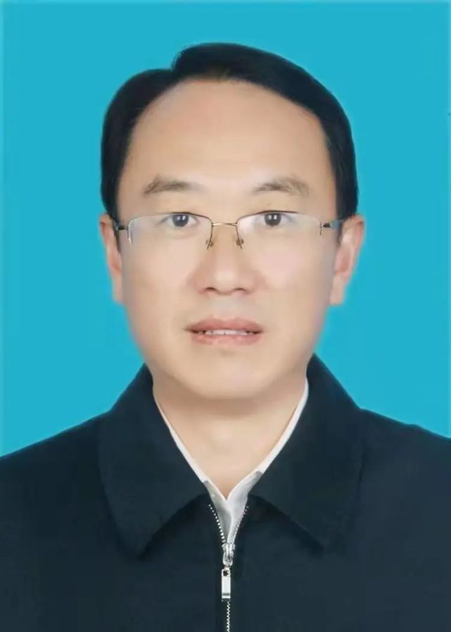 01--至今       志丹县委副书记,县政府党组书记,县长2019.09--2020.