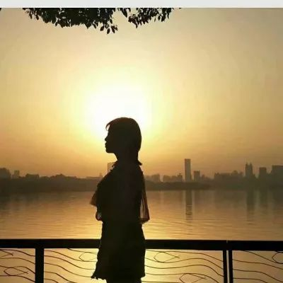 最火爆微信情侣头像一男一女 好看又低调的情侣头像