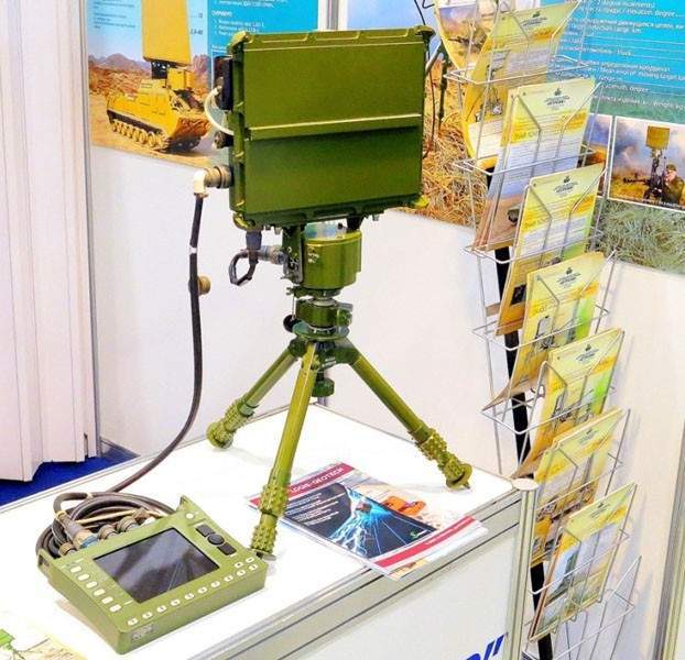 俄军特战微型雷达被缴获可装在机枪上看不见目标也能杀敌