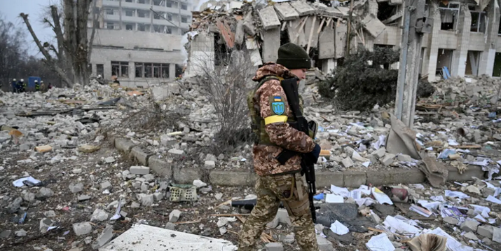 乌克兰位于欧洲东部,国土面积为60.